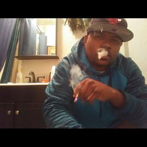 Meet your Posher, Earl